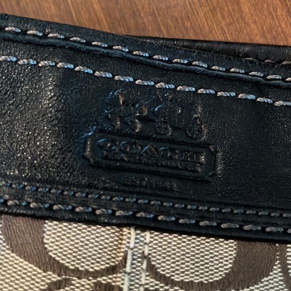 Coach Leatherware Hobo Bag - Picture 7 of 12